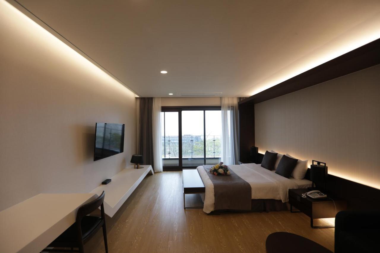 The Qube Resort Jeju Σεογκουίπο Εξωτερικό φωτογραφία