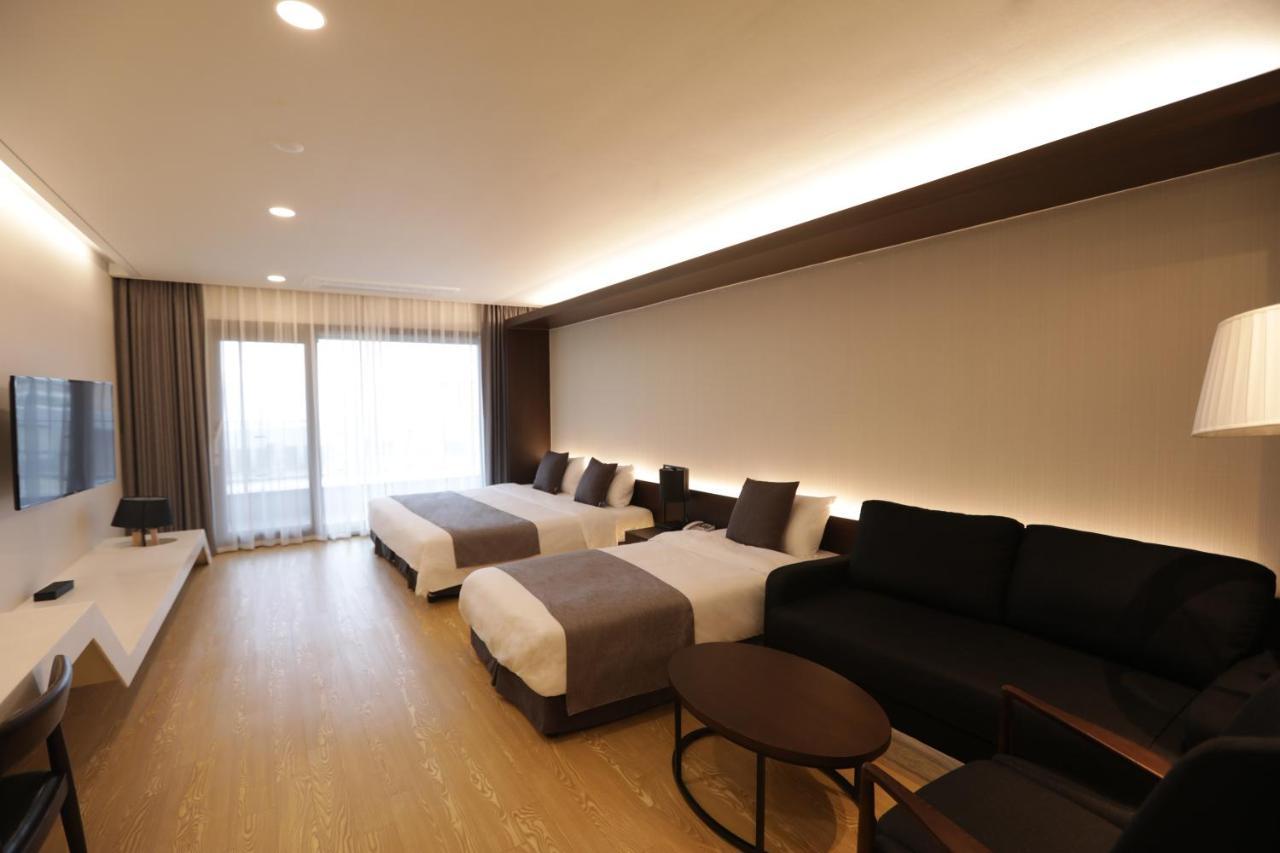 The Qube Resort Jeju Σεογκουίπο Εξωτερικό φωτογραφία