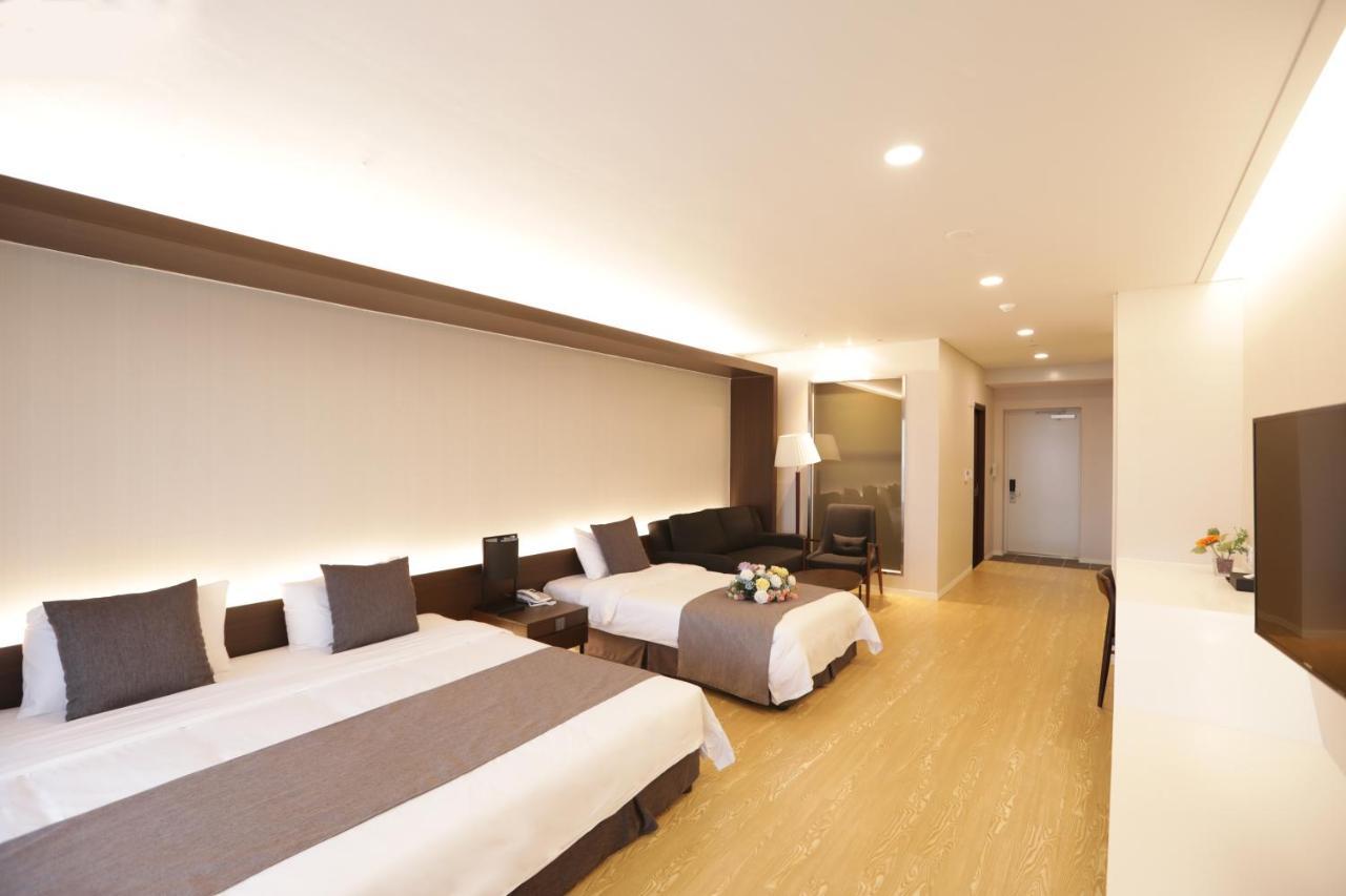 The Qube Resort Jeju Σεογκουίπο Εξωτερικό φωτογραφία