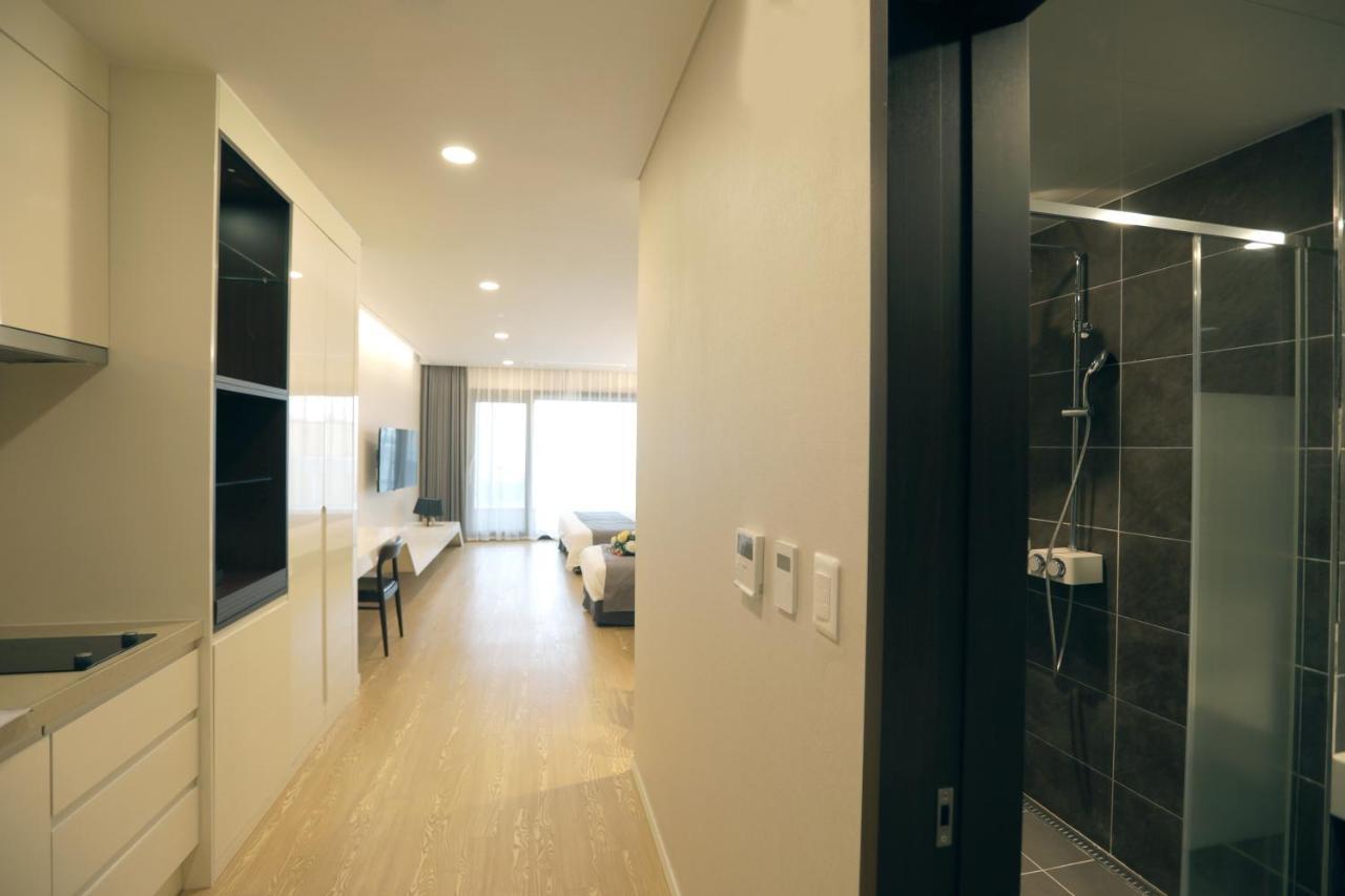 The Qube Resort Jeju Σεογκουίπο Εξωτερικό φωτογραφία