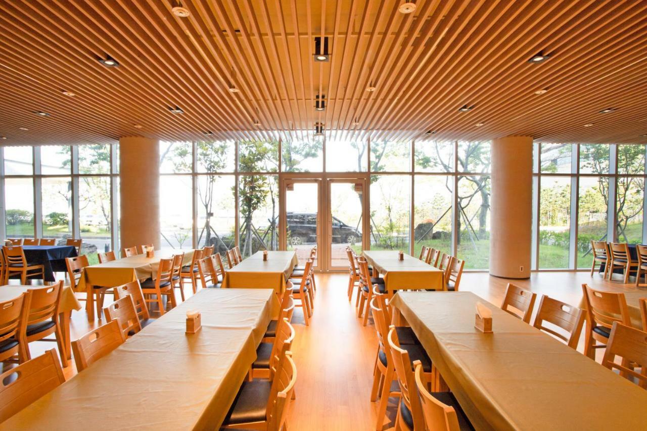 The Qube Resort Jeju Σεογκουίπο Εξωτερικό φωτογραφία